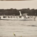 cca 1960-1980 Potsdam, Weisse Flotte sétahajói, 12 db fotó, eredeti mappában, 23x17 cm méretben - Image 2