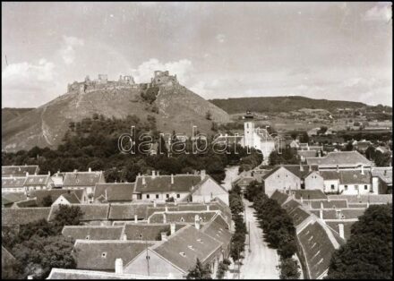1925 Sümeg, Kerny István (1879-1963) budapesti fotóművész hagyatékából 1 db vintage NEGATÍV, 6x9 cm