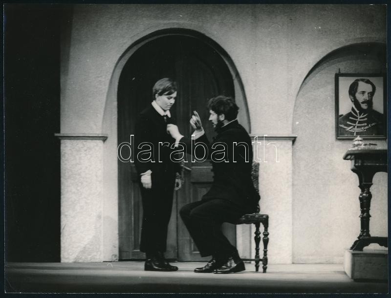 cca 1969 Monori Lili színésznő Nyilas Misi szerepében, 1 db vintage fotó, ezüst zselatinos fotópapíron, a megszűnt Lapkiadó Vállalat fotóarchívumából, 18x24 cm