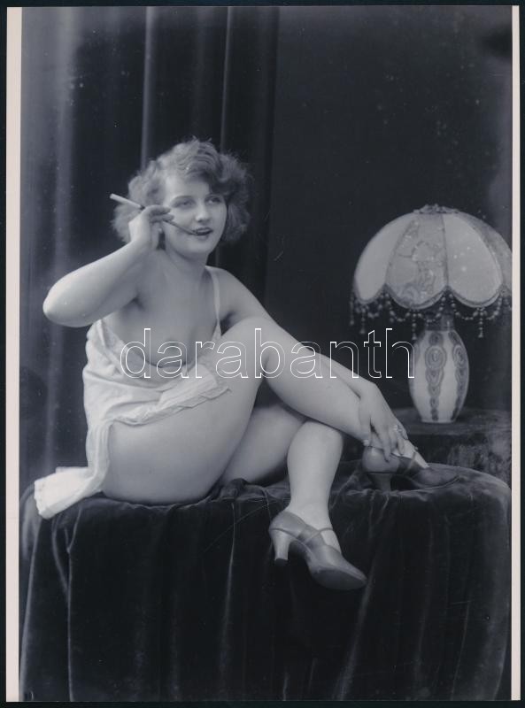 cca 1929 Demeter Károly (1892-1983) budapesti fényképész és fotóművész hagyatékából 1 db mai nagyítás, 24x17,7 cm