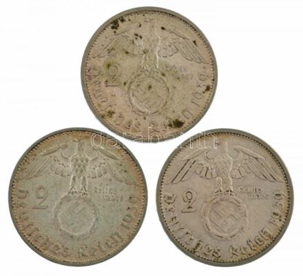 Német Harmadik Birodalom 1939A-J 2M Ag 'Hindenburg' (3x) T:2 patina German Third Reich 1937A-J 2 Mark Ag 'Hindenburg' (3x) C:XF patina Krause KM#93