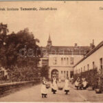 1912 Temesvár, Timisoara; Józsefváros, Iskola Nővérek Intézete, udvar / Iosefin, girl school, courtyard