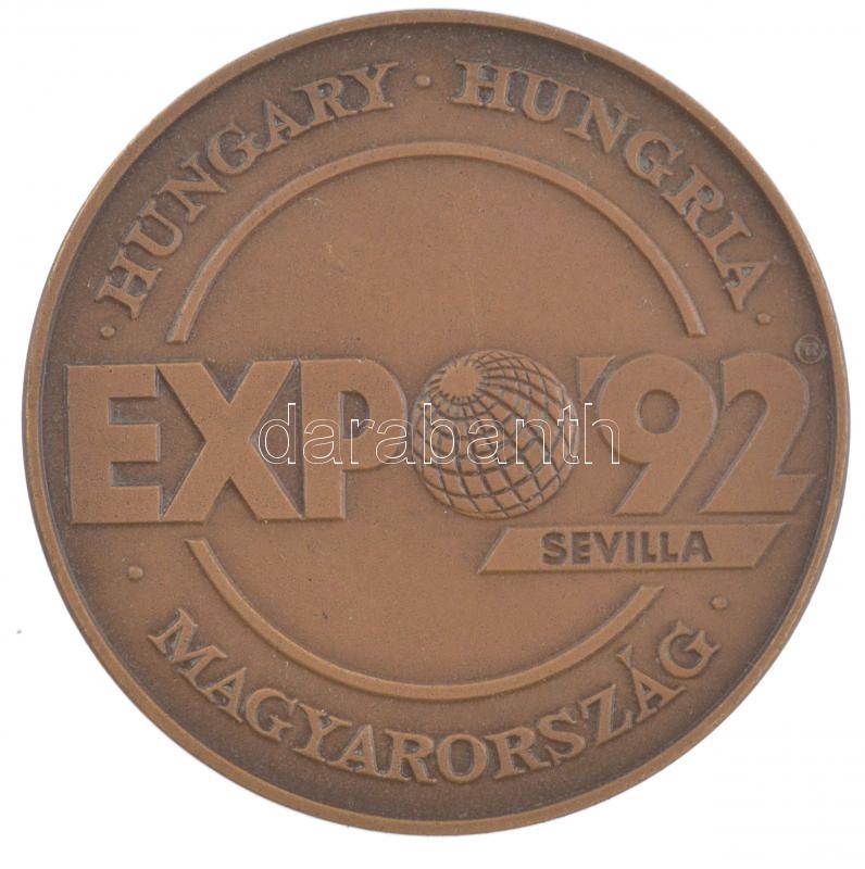 Lebó Ferenc (1960-) 1992. 'Expo '92 Sevilla - Magyarország / Európában, Európáért' kétoldalas bronzozott Cu emlékérem '1210' sorszámú tanúsítvánnyal, eredeti dísztokban (42,5mm) T:1- egy karc - Image 2