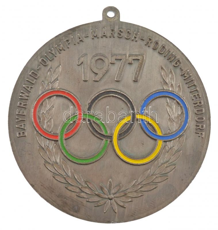 Németország 1977. 'XX. Olimpia, München, 1972. - Bernd Kannenberg - az 50km-es gyaloglás olimpiai bajnoka' kétoldalas, ezüstözött, festett bronz emlékérem füllel (80mm) T:2 kopott ezüstözés, ph Germany 1977. 'XX. Olympia, Munich, - Image 2