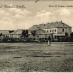 Keszthely, Honvéd huszár laktanya. Sujánszky József kiadása