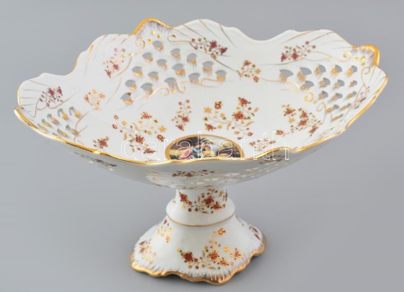 Nagy méretű talpas kínálótál, porcelán, jelzés nélkül, hibátlan, m:20,5cm, d:38x29cm