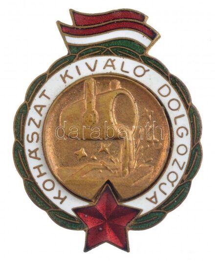 ~1970-1980. 'Kohászat Kiváló Dolgozója' zománcozott fém jelvény (44x34mm) T:1- kis zománchiba
