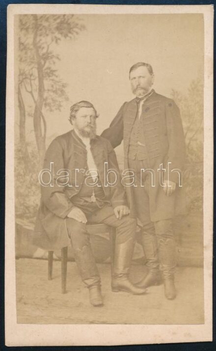 cca 1865 Ybl Miklós (1814-1891) építész férfitársaságban, keményhátú fotó, 10,5×6,5 cm