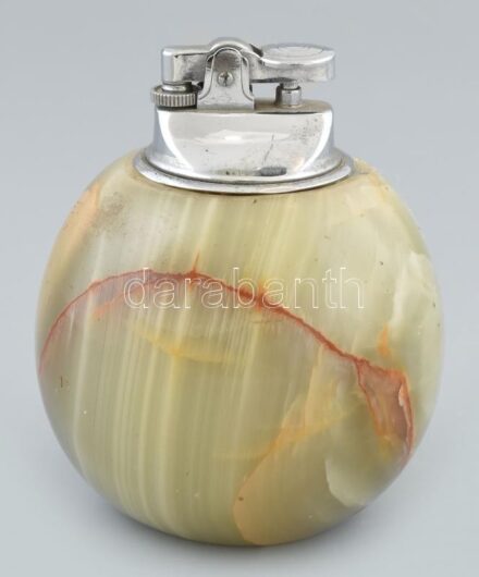 Ónix öngyújtó, fém szerelékekkel, m: 11 cm