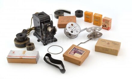 Régi diavetítő tartozékokkal jó állapotban hozzá érdekes filmekkel:l Chaplin, hadgyakorlat, egyiptomi látogatás, stb.