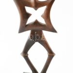 Sztrákos László (1954): Táncoló sámán, öntött, patinázott bronz, márvány talapzaton. m:40 cm, Jelezve: Sztrákos - Image 4
