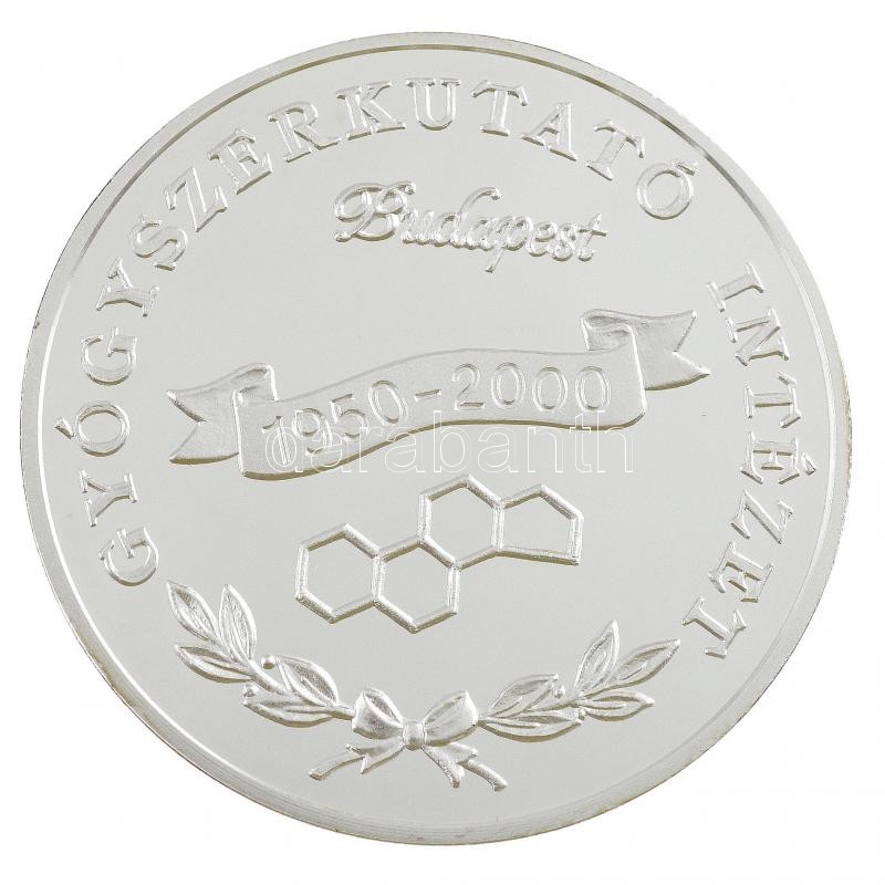 2000. 'Gyógyszerkutató Intézet Budapest 1950-2000' kétoldalas fém emlékérem (42,5mm) T:PP