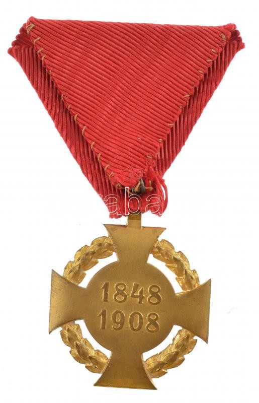 1908. 'Katonai Jubileumi Kereszt' aranyozott bronz kitüntetés, modern vörös mellszalaggal T:2 kissé kopott aranyozás Hungary 1908. 'Diamond Jubilee Cross for the Armed Forces' gilt bronze decoration with modern red ribbon C:XF slightly worn - Image 2
