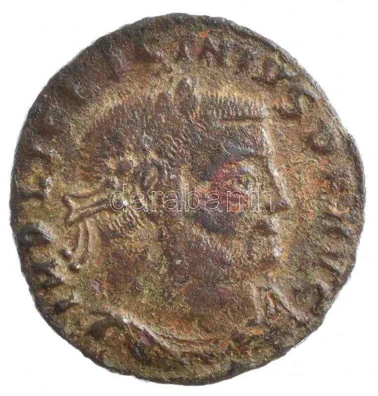 Római Birodalom / Thesszaloniki / I. Licinius 311. AE Follis (3,17g) T:2,2- Roman Empire / Thessalonica / Licinius I 311. AE Follis 'IMP LIC LICINIVS P F AVG / IOVI CONSERVATORI - TSA' (3,17g) C:XF,VF RIC VII 8.var - Image 2