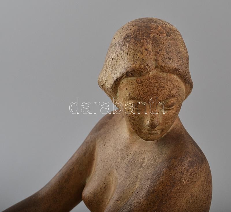 Kőműves László: Art Deco akt. Terrakotta, jelzett, kopásnyomokkal, 1930 körül, m: 29 cm - Image 2