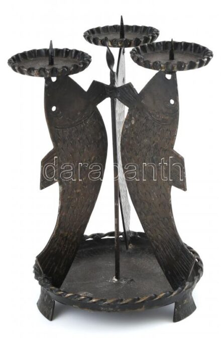 Iparművész halas fém gyertyatartó, jelzés nélkül, kopásnyomokkal, m: 25 cm, d: 15 cm