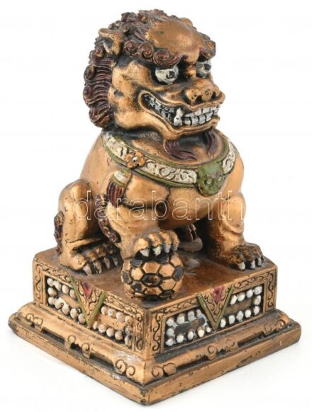 Bali szobor, sárkány, labdával. Műgyanta és gipsz öntvény. Kézzel festett. 20 cm