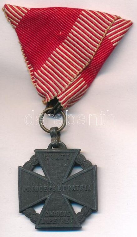 1916. 'Károly-csapatkereszt' ezüstözött Zn kitüntetés eredeti mellszalagon T:1- Hungary 1916. 'Charles Troop Cross' silver plated Zn decoration with original ribbon C:AU NMK 295.