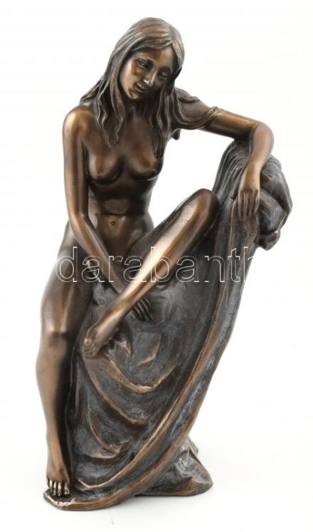 Erotikus kisplasztika, őrlemény 17 cm