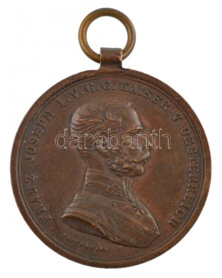 1914. 'Ferenc József Bronz Vitézségi Érem / Der Tapferkeit' bronz kitüntetés mellszalag nélkül. Szign.: Tautenhayn T:2 Hungary 1914. 'Bronze Gallantry Medal (Der Tapferkeit)' bronze decoration without ribbon Sign.:Tautenhayn C:XF NMK 137.