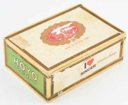 Hoyo de Monterrey de José Gener Habana (Havana) kubai szivaros fadoboz, kopottas, ráragasztott matricával, 20x14x7,5 cm