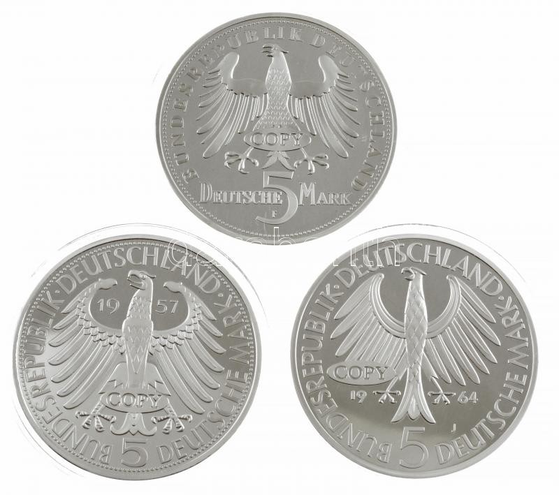 DN 3 darabos, a Német Szövetségi Köztársaság 5 márkás érméjének éremképével készített nagy méretű, COPY jelzésű másolat tétel, benne 1955. 5M 'Schiller halálának 150. évfordulója', 1957. 5M 'Joseph Freiherr von - Image 2