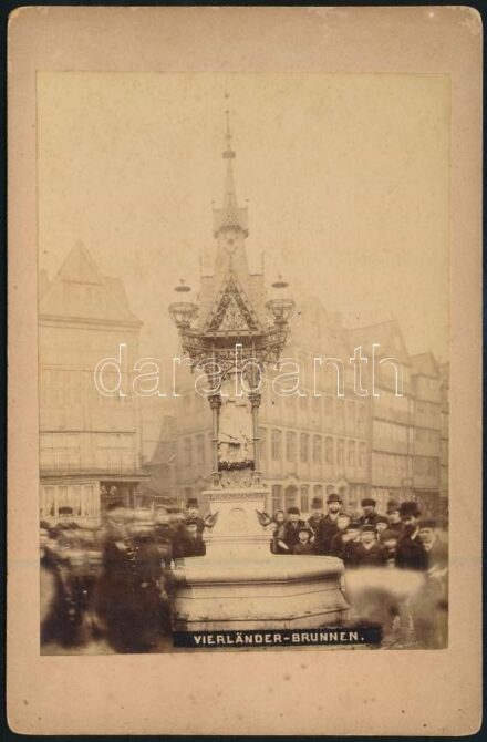 cca 1900 Hamburg, Vierländer-Brunnen, keményhátú fotó, 13,5×9,5 cm