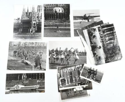 22 db főként sajtófotó, 9×14 és 18×24 cm közötti méretekben