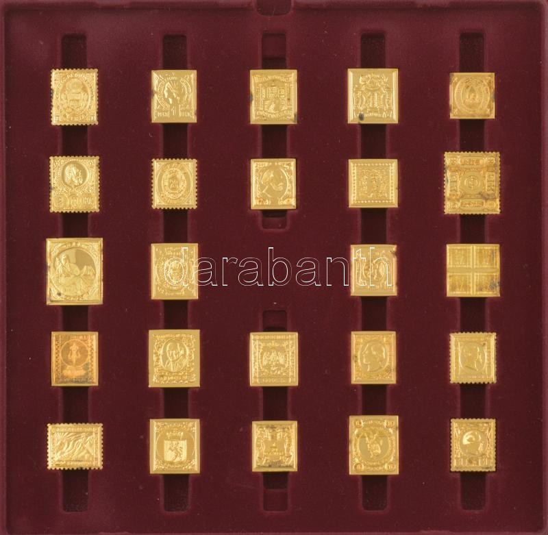 DN 'A világ első bélyegei' 76db-os, majdnem teljes (1db hiányzik!) jelzett, aranyozott Ag bélyegérem szett bordó színű műbőr borítású albumban, külön műbőr tokban a hozzájuk tartozó tanúsítványokkal és egy lupéval. - Image 2