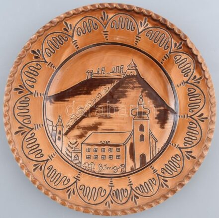 Patonai Ferenc - Nádasi János: Sümeg, kerámia fali dísztál, jelzett, minimális lepattanásokkal, d: 24,5 cm