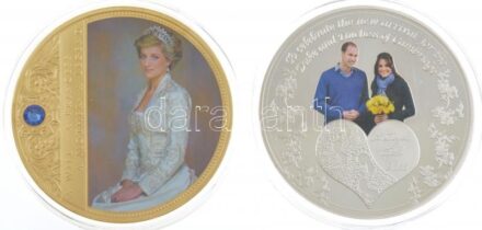 Ghána 2013. 1C ezüstözött Cu 'A királyi újszülött' részben multicolor festett emlékérme + DN 'Portraits of a Princess - Diana' aranyozott, részben multicolor festett, kristályberakásos emlékérem (70mm) T:PP Krause KM#50
