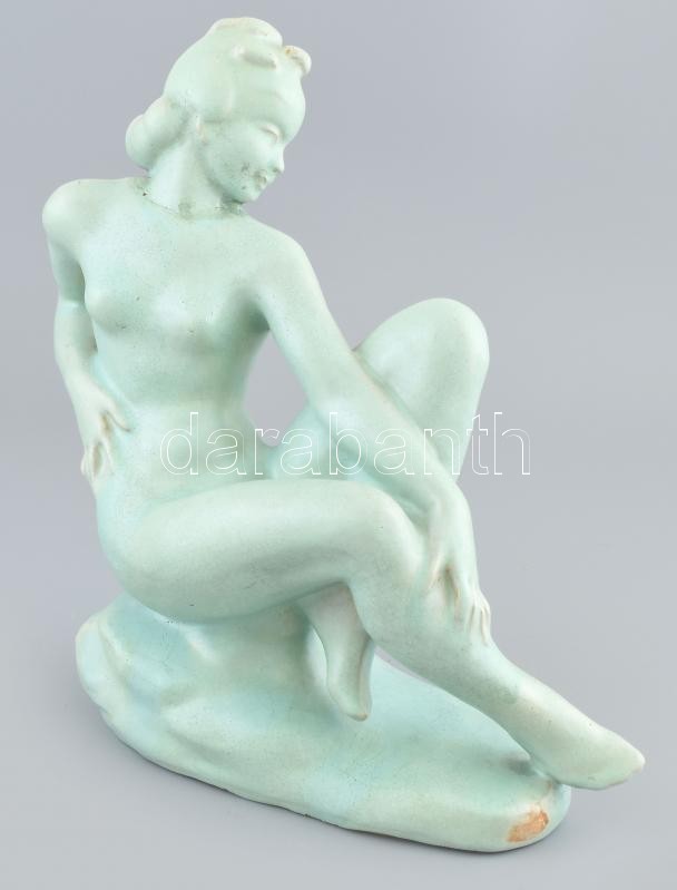 Komlós art deco női akt, mázas kerámia, jelzett, nyakánál restaurált, m: 26,5 cm