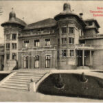 1911 Kaposvár, Nemzeti színház. Tervezték Stahl és Magyar, építette Melocco Péter. Hagelmann Károly kiadása (EK)