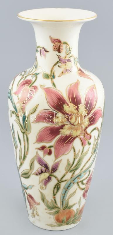 Zsolnay porcelán váza. Kézzel festett, jelzett, (János Jánosné) hibátlan. 27,5 cm