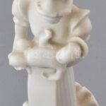 Herendi Matyó Madonna, fehér mázas porcelán, jelzett, mázhibákkal, m: 12 cm - Image 2