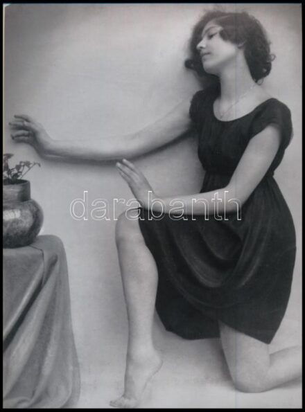 cca 1920 Ismeretlen szerző mozgásművészeti kompozíciója, 1 db mai nagyítás, 24x17,7 cm