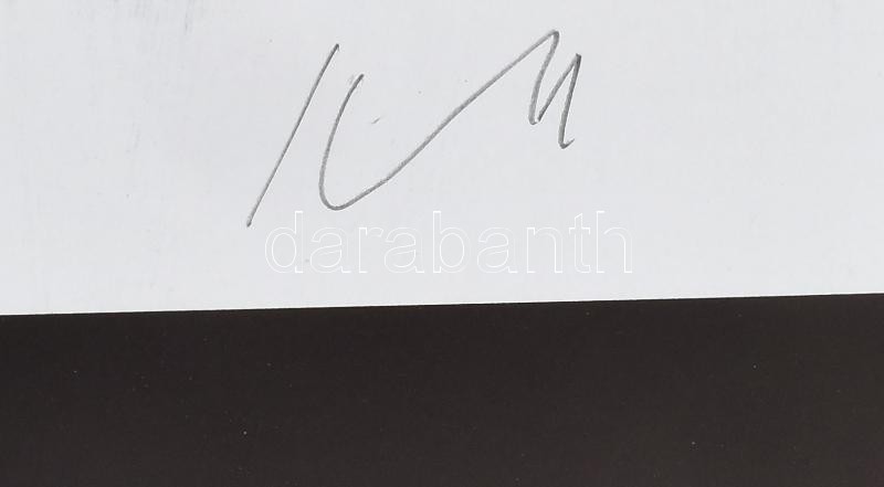 Kass János (1927-2010): Kékszakállú vára, 1992. Ofszet nyomat, papír, jelzett. Számozott: 46/1000. Lap széle kissé sérült. 47x34 cm. - Image 3