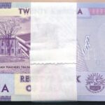 Malawi 2012. 20K (100x) kötegelővel, sorszámkövetők T:I,I- Malawi 2012. 20 Kwacha (100x) with wrapper, consecutive serials C:UNC,AU Krause P#57 - Image 2