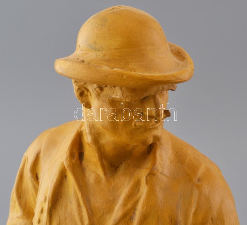 Siklódy Lőrinc (1876 Ditró -1945 Budapest) szobrászművész: Csikós. Égetett agyag, hidegen festve, jelzett, korának megfelelő állapotban. m: 50 cm - Image 2
