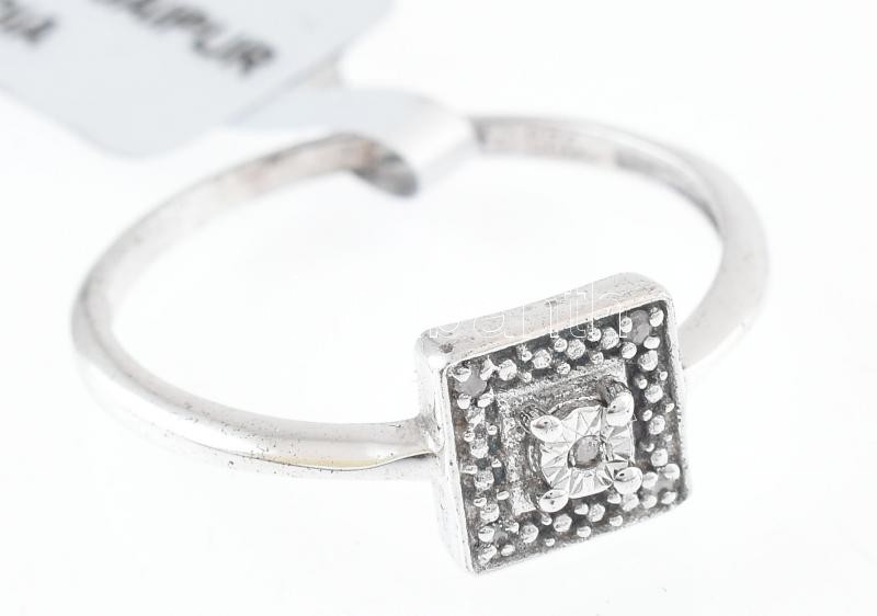 Ezüst (Ag) gyűrű 0,04ct brillel ékítve, bruttó: 1,98 g , m: 63. Tanúsítvánnyal