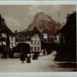 Traunkirchen; Hauptplatz, Traunstein, Franz Josef Denkmal / main square, statue. photo (EK)
