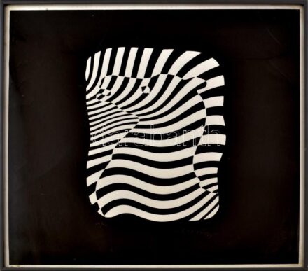 Victor Vasarely (1908-1997): Zebrák. Szitanyomat, papír, jelzett, számozott (17/90), kissé sérült (lap felső részében törésnyomokkal, üvegezett fém keretben, 48x48 cm / Victor Vasarely (1908-1997): Zebras. Serigraphy on paper, signed