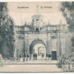 1914 Komárom, Komárnó; Új várkapu. Leporello belül vasútállomással, kikötővel / new castle gate. Leporello with railway station and ports