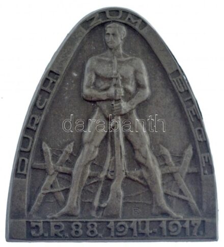 Osztrák-Magyar Monarchia 1917. 'Durch zum Siege - J.R. 88. 1914-1917 (A győzelemig - 88. Gyalogezred)' Zn sapkajelvény (40x34mm) T:1- / Austro-Hungarian Monarchy 1917. 'Durch zum Siege - J.R. 88. 1914-1917 (To Siege - 88th Infantry Regiment)' Zn