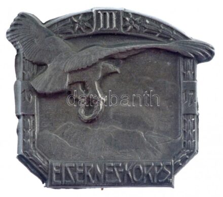 Osztrák-Magyar Monarchia 1917. 'III. Eisernes Korps' Zn sapkajelvény, 'G. GURSCHNER WIEN VII/2' gyártói jelzéssel (32x37mm) T:1- / Austro-Hungarian Monarchy 1917. 'III. Eisernes Korps' Zn cap badge, 'G. GURSCHNER WIEN VII/2' maker's mark