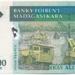 Madagaszkár DN (2003-2007) 10.000A 'A 9782075 G' T:III szép papír Madagascar ND (2003-2007) 10.000 Ariary 'A 9782075 G' C:F fine paper Krause P#85 - Image 2