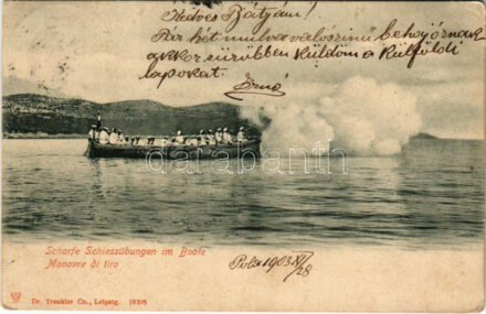 1903 K.u.k. Kriegsmarine Scharfe Schiessübungen im Boote / Manovre di tiro / Osztrák-magyar haditengerészet matrózai éleslövészeti gyakorlat közben egy csónakban / Austro-Hungarian Navy mariners during sharp shooting exercises in boat. Dr.