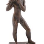 Nagy János: Furulyázó fiú akt 1958. Bronzírozott műgyanta. Jelzett. Furulyája ragasztott. m: 26 cm