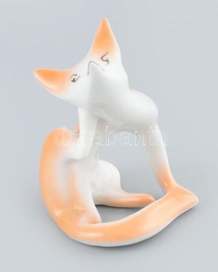 Hollóházi porcelán róka, kézzel festett, hibátlan, jelzett, m: 7,5 cm