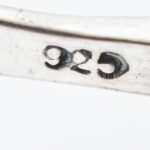 Ezüst(Ag) csepp alakú fülbevalópár szintetikus rubinnal, jelzett, h: 3,5 cm, bruttó: 7,8 g - Image 3